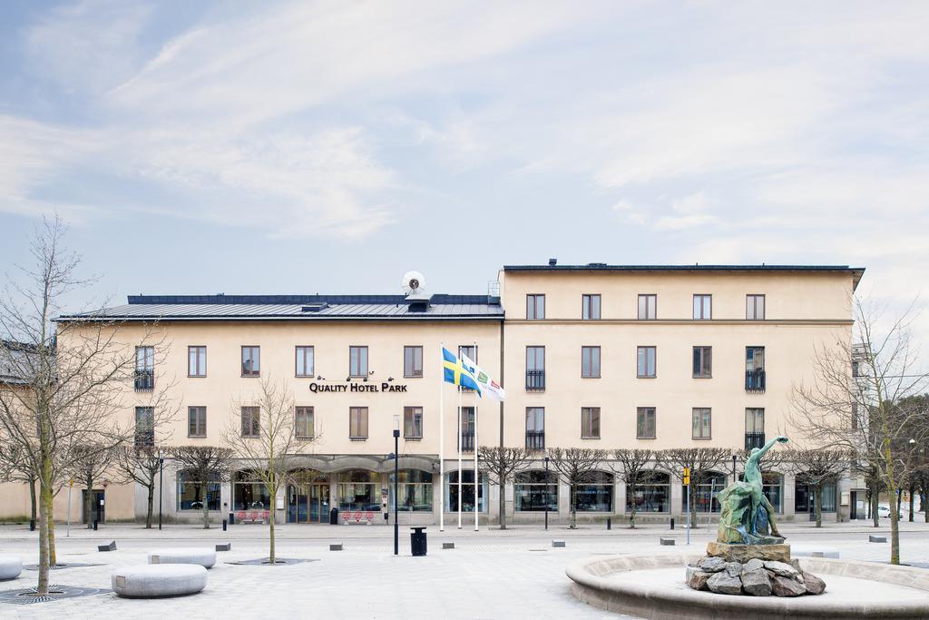 南泰利耶城市公园品质酒店 Södertälje 外观 照片